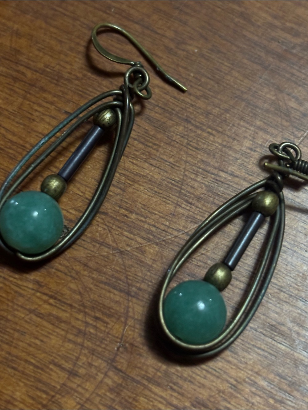 Vintage handmade artisan Boho Green Stone Dangle Earrings